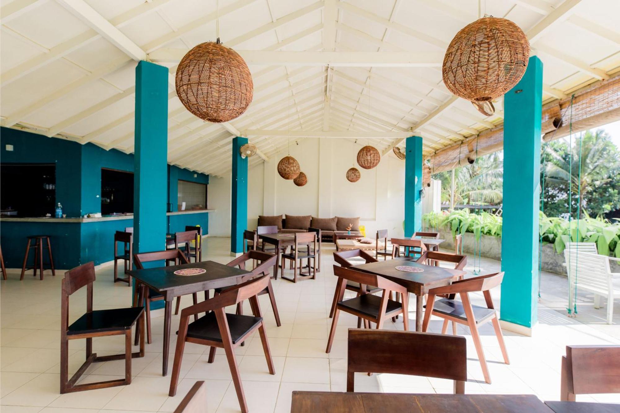אמבלנגודה Shangrela Beach Resort By Ark מראה חיצוני תמונה